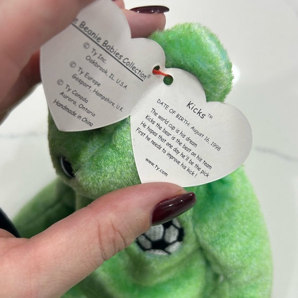 Rare Beanie Babie Kicks with date error and tag errors - Picture 4 of 5